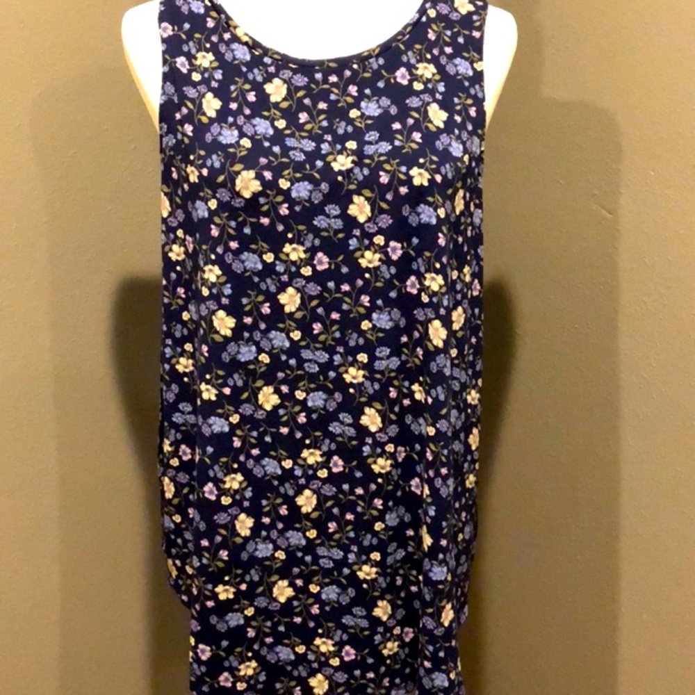 NWOT Old Navy floral tank top